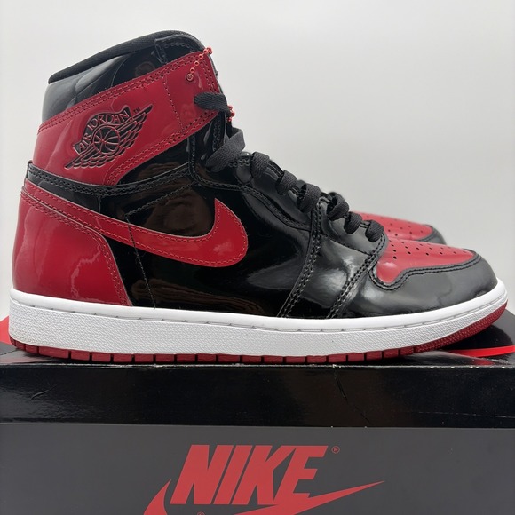 Jordan Other - Size 9.5 - Jordan 1 Retro OG High Patent Bred (555088-063)